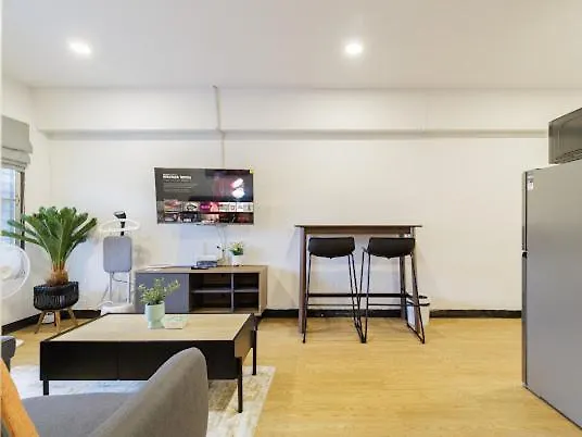 Cozybangkok Heart Of Thonglor Long 2br 公寓 *
